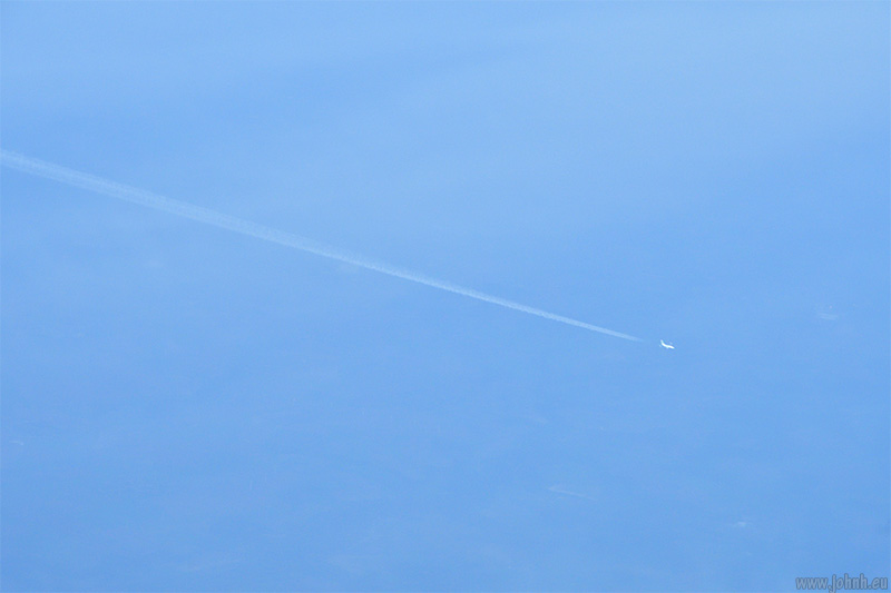 another plane below us from 38,000 feet