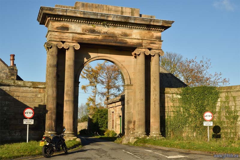 West Lodge, Crofton Estate