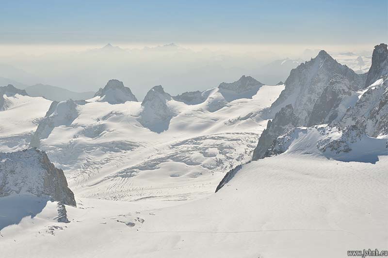 aiguille du midi - Mont Blanc massif