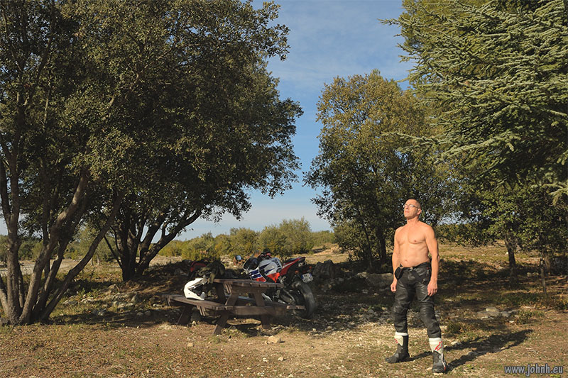 Winter biker sunshine - Pays d'Aix-en-Provence