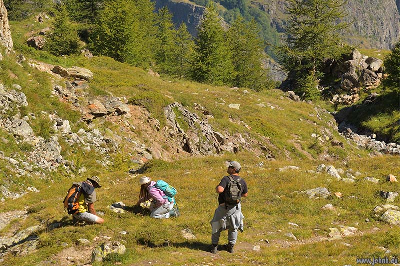 Hike from the téléphérique at La Grave, Alpes-de-Haut-Provence Hike from the téléphérique at La Grave, Alpes-de-Haut-Provence